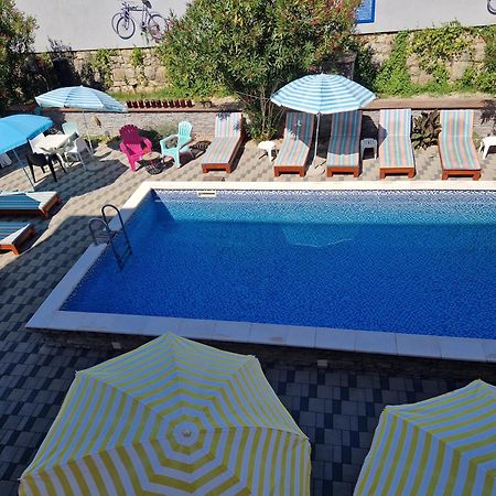 Appartamento Adriatic Star Banjol Esterno foto